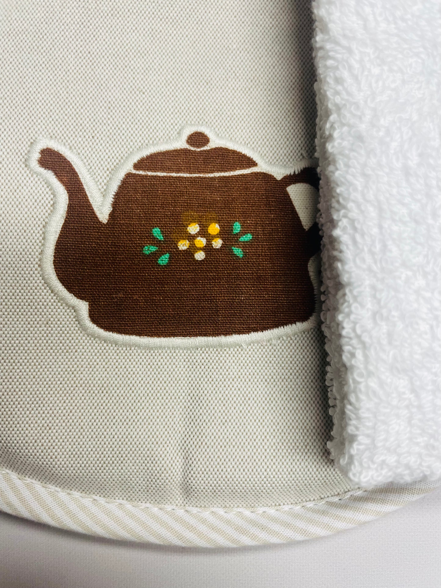 SET PAÑO DE COCINA CON TOMA OLLAS TETERA