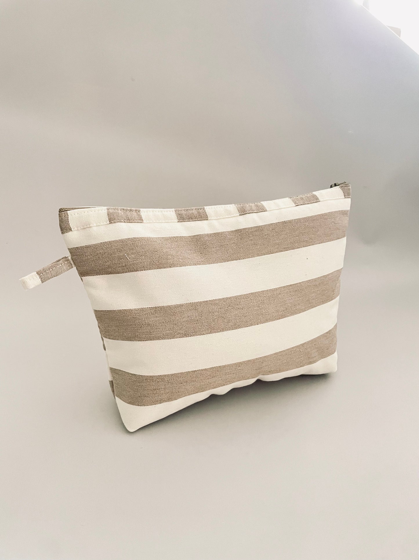ESTUCHE-COSMETIQUERO ANCHA B