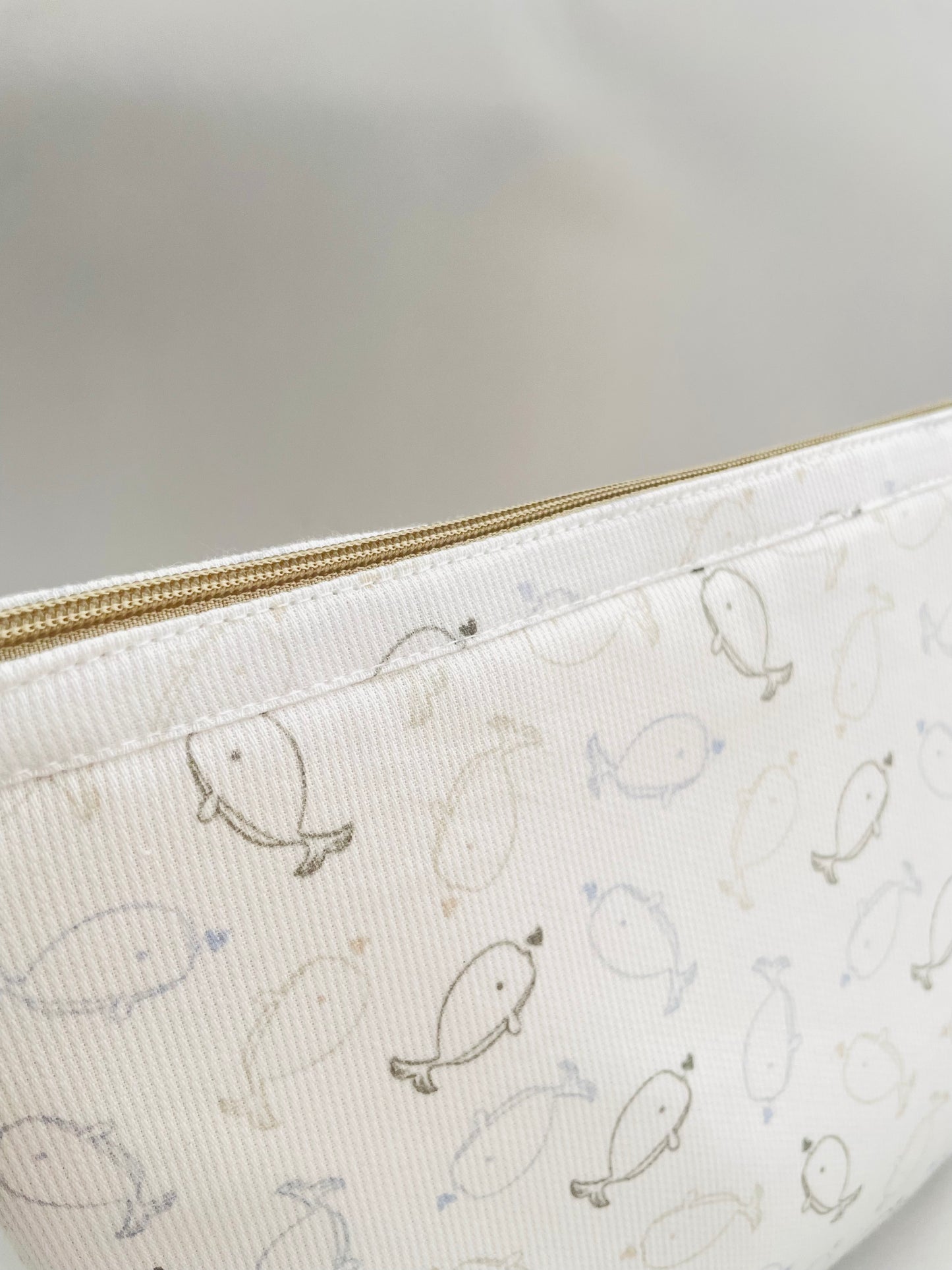 ESTUCHE-COSMETIQUERO BALLENAS