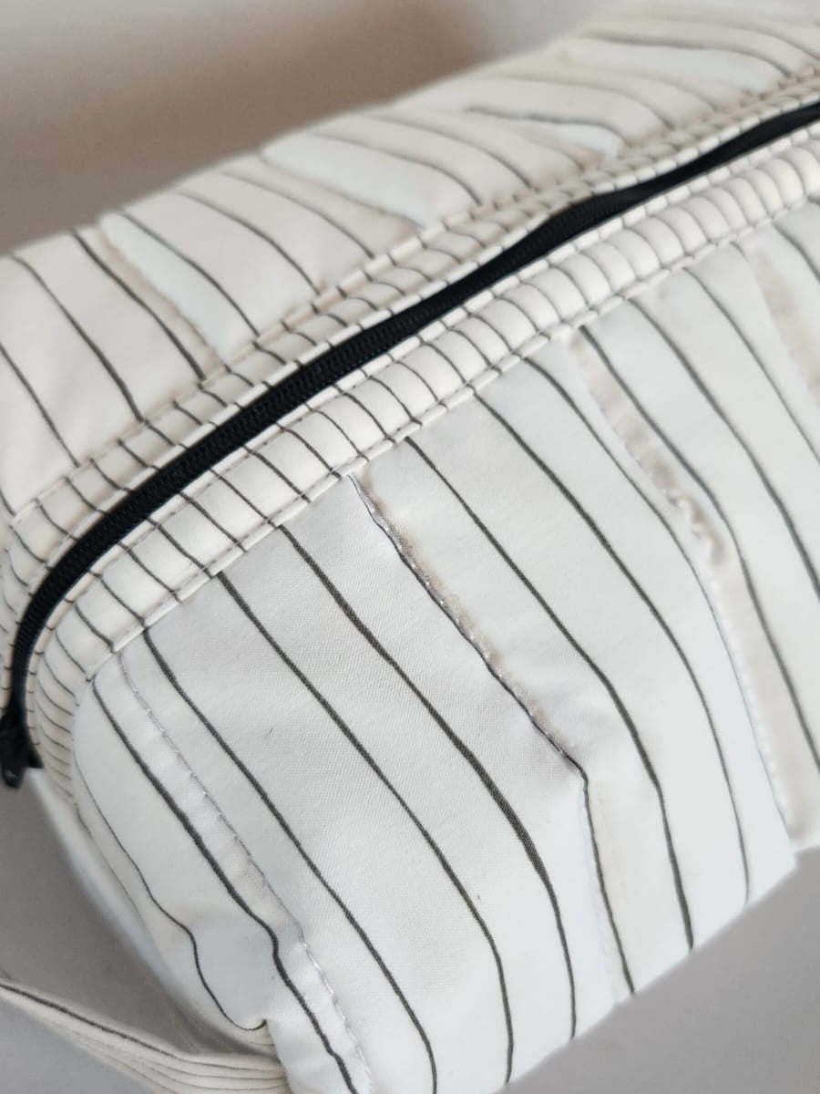ESTUCHE-COSMETIQUERO NEGRO ANCHO