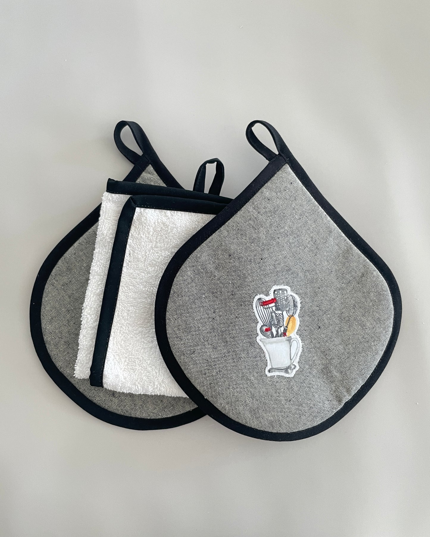 SET PAÑO DE COCINA CON TOMA OLLAS ESPU