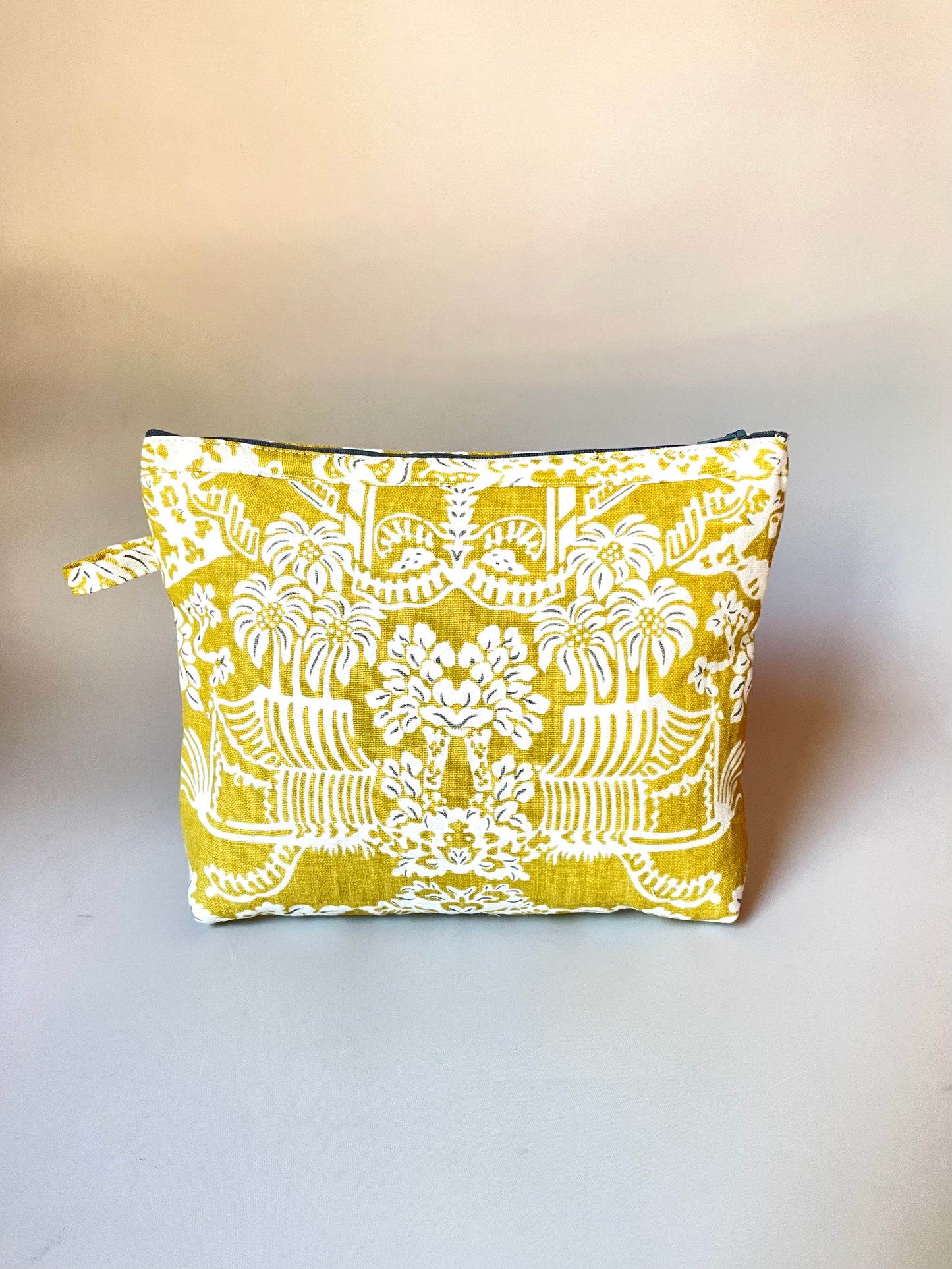 ESTUCHE-COSMETIQUERO MOSTAZA SAN