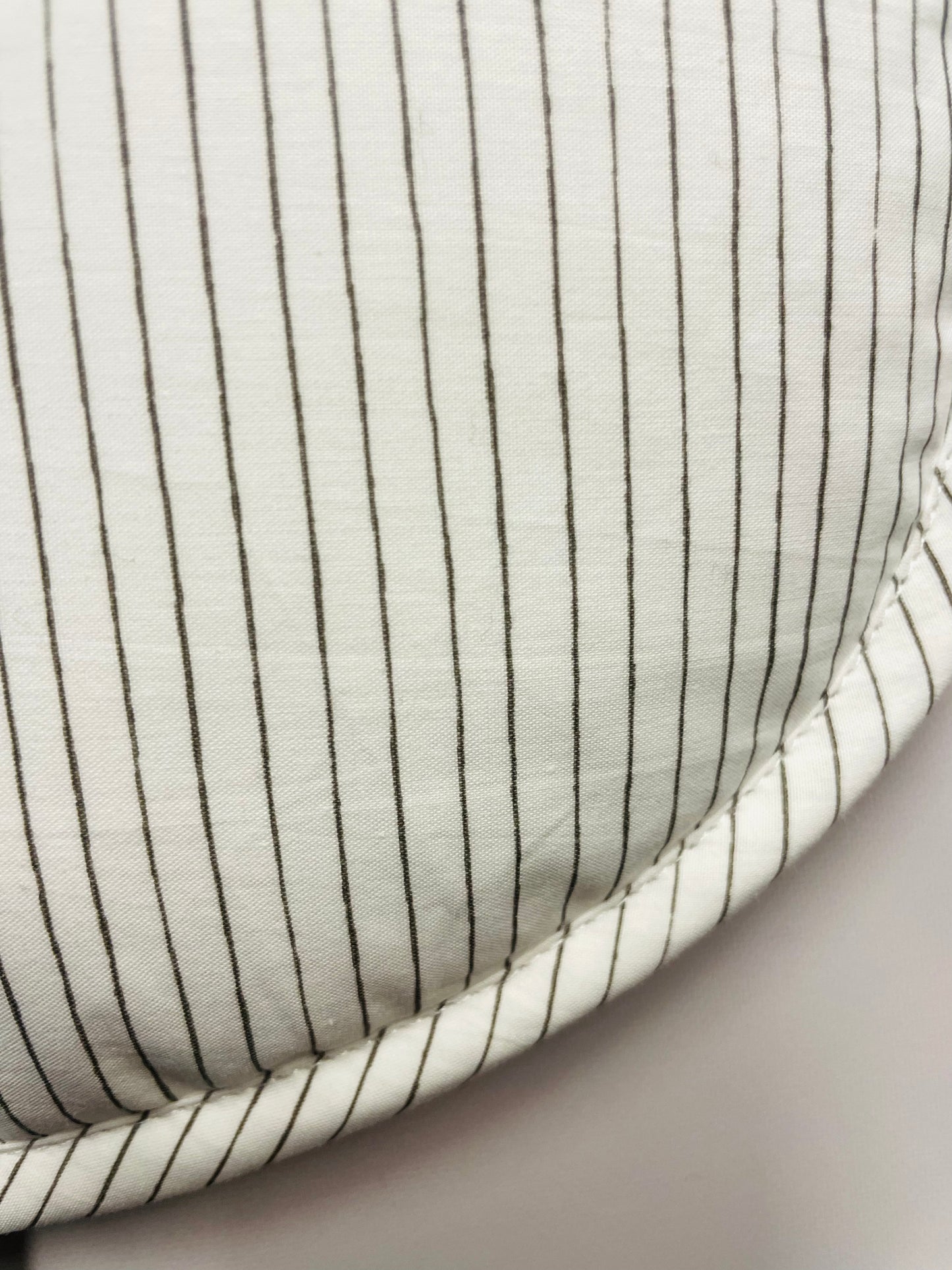 FUNDA GUATERO CIRCULOS BLANCO