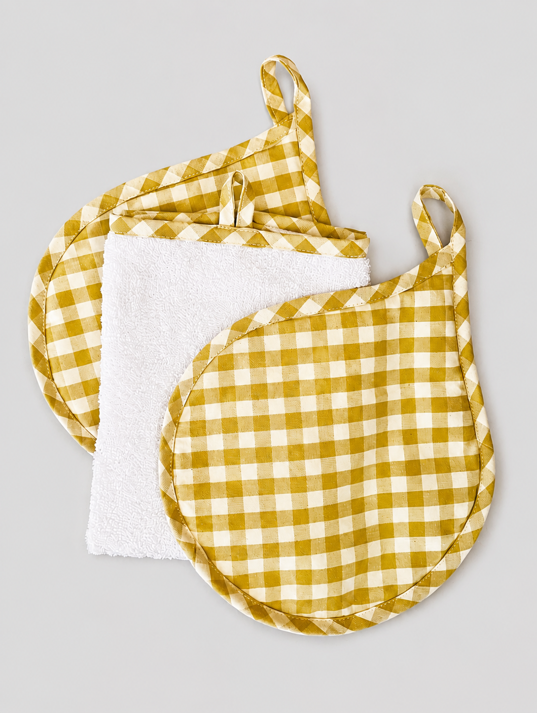 SET PAÑO DE COCINA CON TOMA OLLAS CUADROS