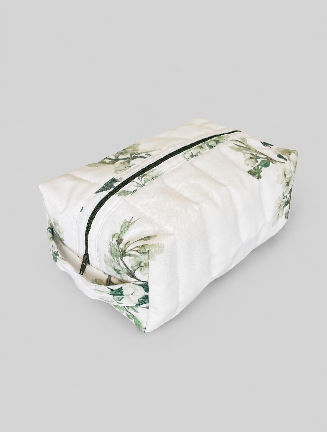 ESTUCHE-COSMETIQUERO CIRUELO