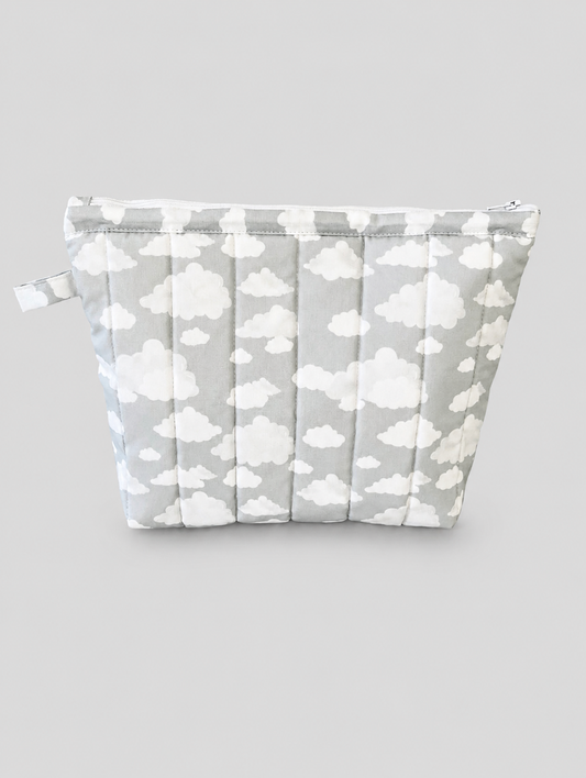 ESTUCHE NUBES GRIS