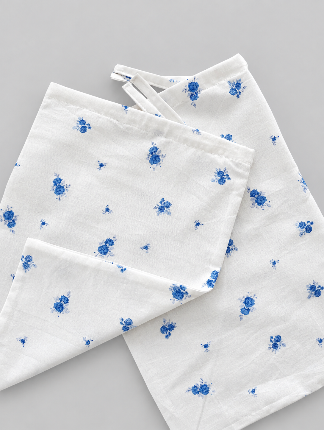PAR BOLSAS GÉNERO FLOR AZUL