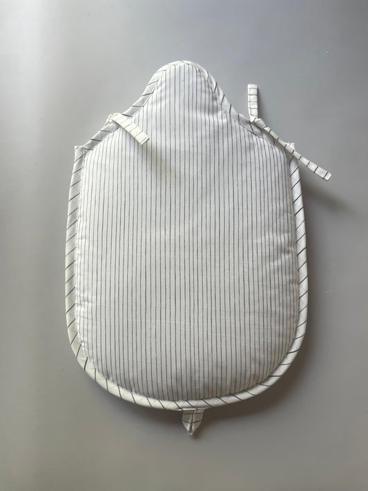 FUNDA GUATERO RAYITA NEGRA